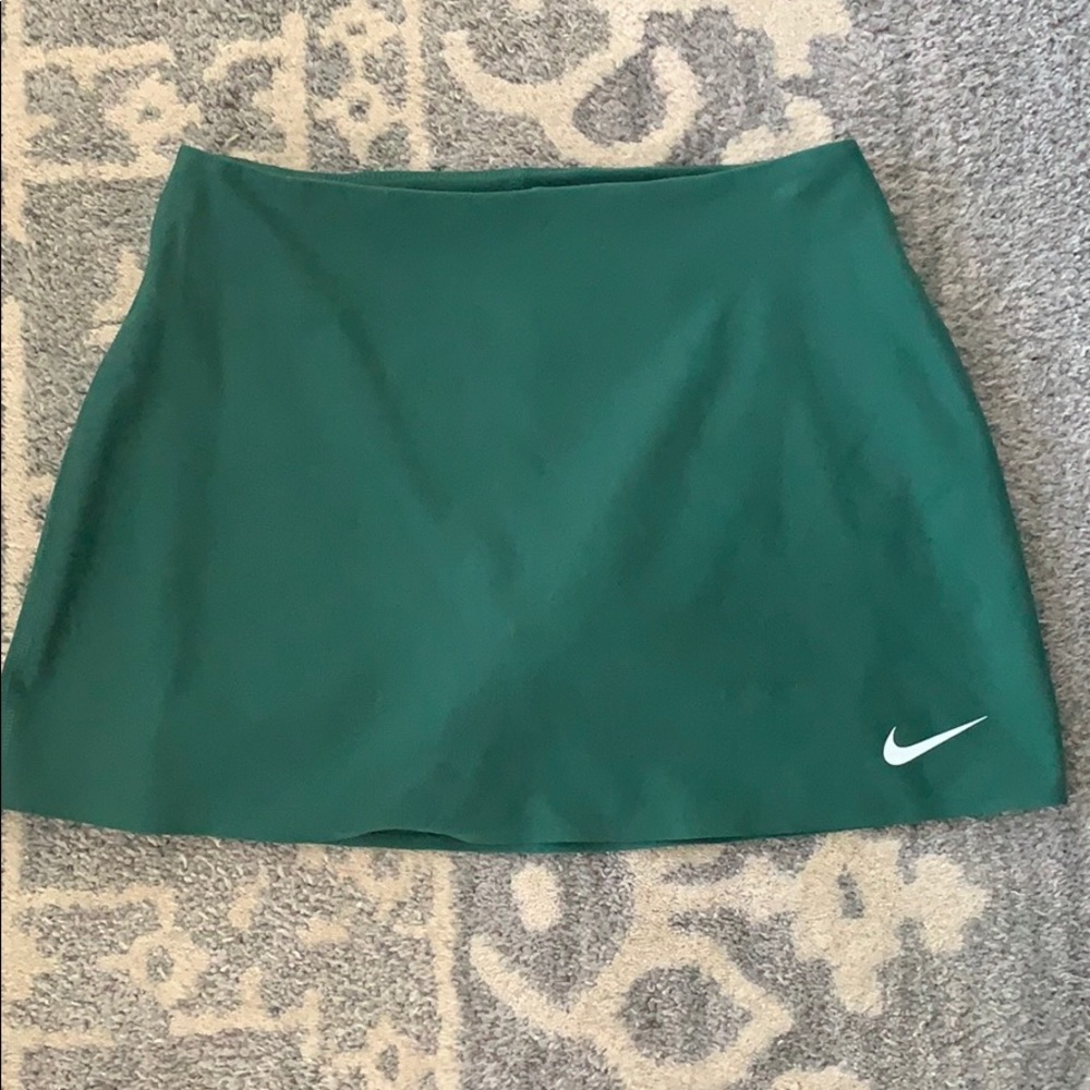 GREEN NIKE TENNIS SKIRT